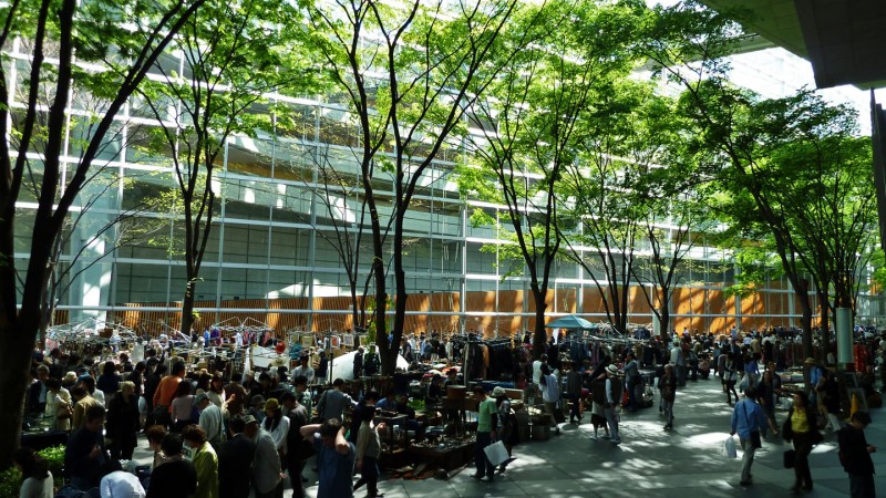 大江戸骨董市 oedo antique market largest flea japan