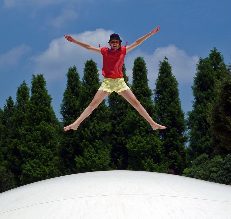 children's forest white bouncy trampolene
