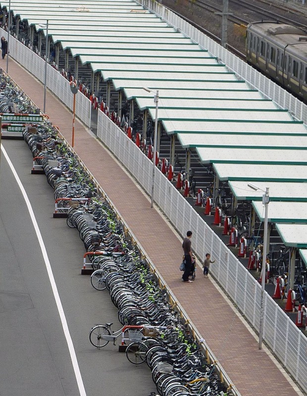 japan bicycles endless rows
