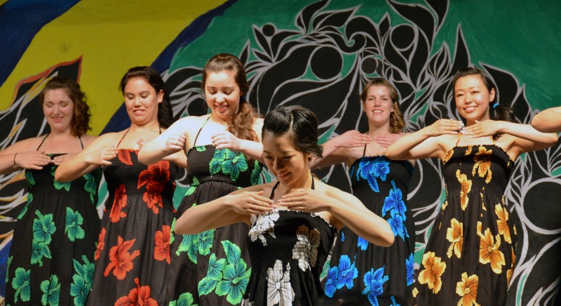 15th Annual Ho'opa'a Hawaii Club Luau sou hula dancers japanese