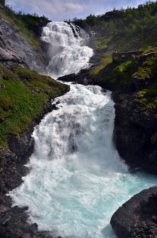 norway in a nutshell waterfalls Flåm Railway
