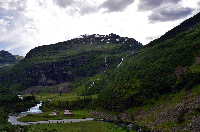 flam railway scenery norway in a nutshell