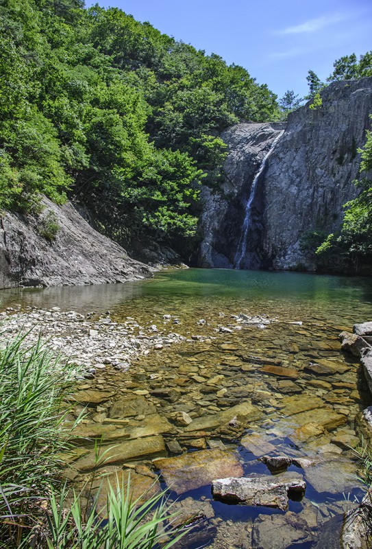 falls national park korea jikso