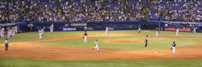 Yakult Swallows walk off victory nakamura yamada 
