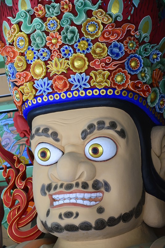 head on guardian in cheongwangmun gate beomeosa busan south korea