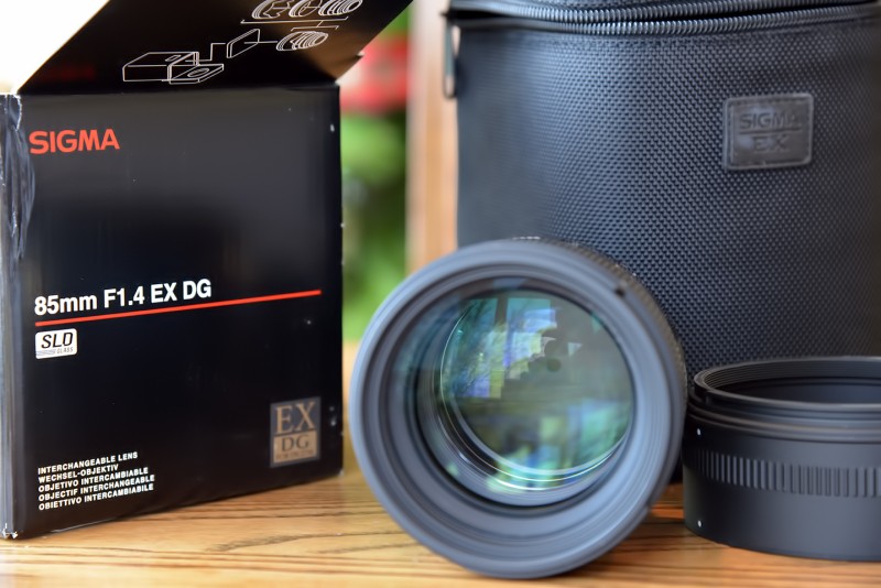 13D_1700 sigma 1 4 85mm