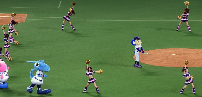nagoya chunichi dragons cheerleaders mascot