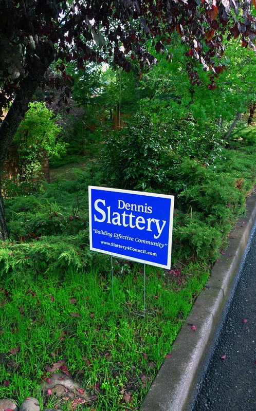 dennis slattery for ashland city council election sign southern oregon