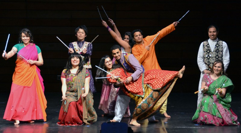 dandiya raas indian stick dance