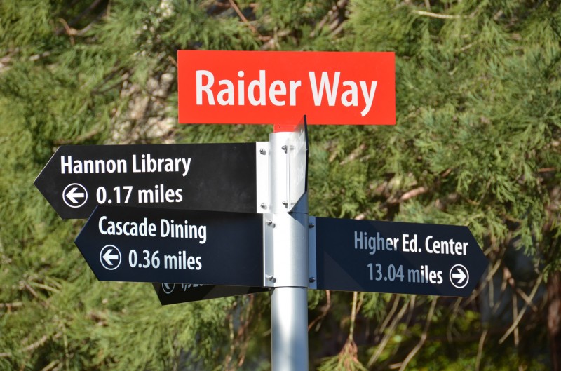raider way southern oregon university sign library hec dankook guanaguato