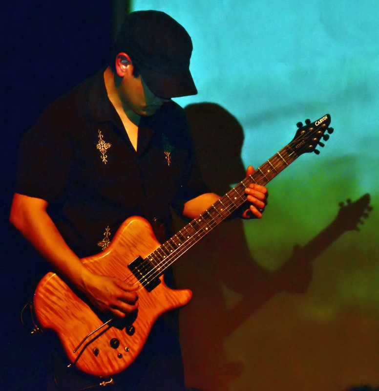 David Amador floater guitarist rogue theatre grants pass oregon
