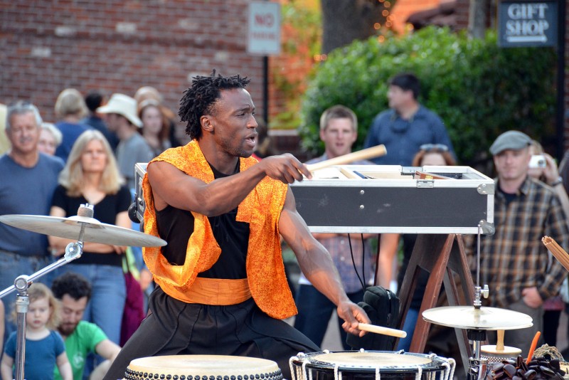 taiko drumming on ensemble underwood kelvin osf green show