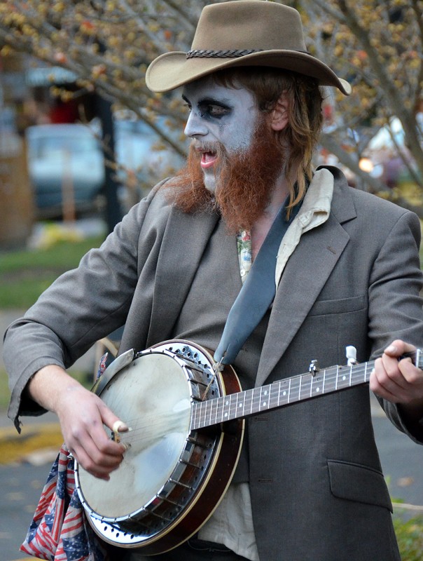 Halloween Wyatt Yurth Wyatt Yurth of Intuitive compass on zombie banjo