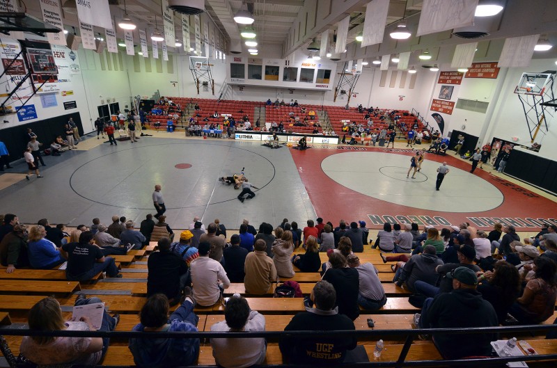 SOU McNeil Pavilion wrestling tournament bob rheim arena nikon d7000 tokina 11-16mm f2.8 Bob Riehm Arena southern oregon university wrestling tournament