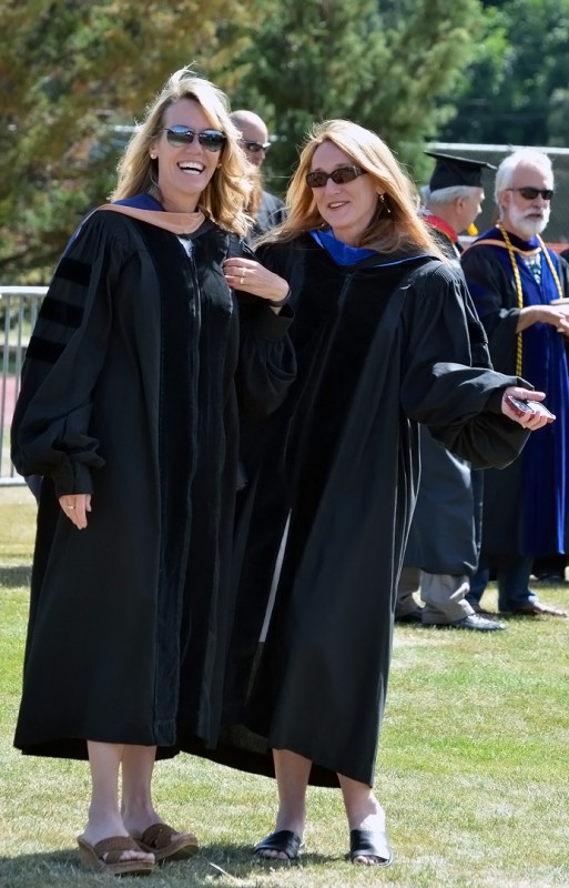 southern oregon university commencement graduation 2012 joan mcbee katie pittman school of business sou