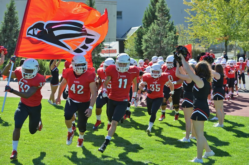 SOU football Zach Marshall Nick Kurland Dylan Young Kevin Grossman runout
