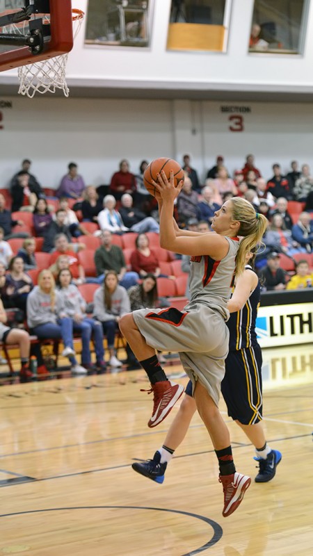 SOU Women's Basketball Kristen Schoenherr