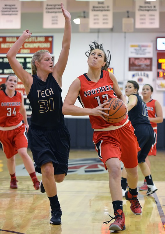 SOU Women's Basketball vs OIT Cambie Edwards