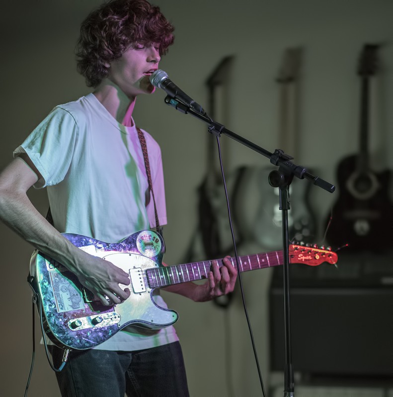 The Jawbone Club 66
