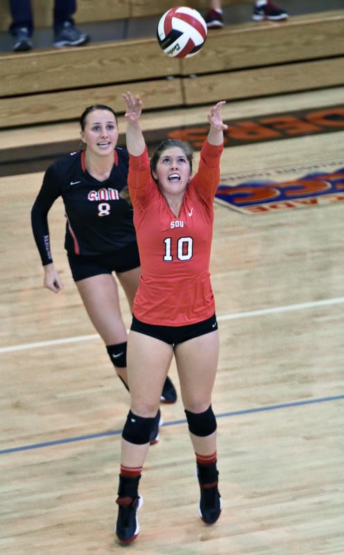 SOU volleyball Brookelynn Cole