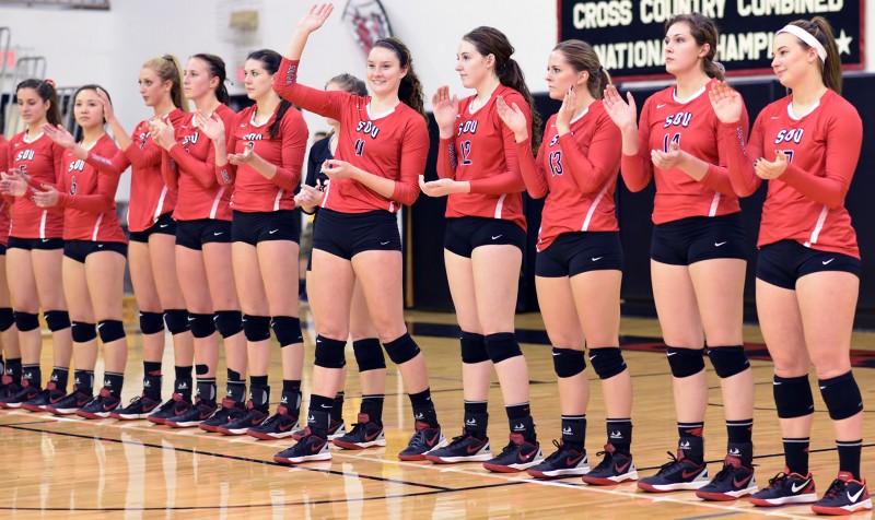SOU volleyball Emma Gasman Abbie Hanser
