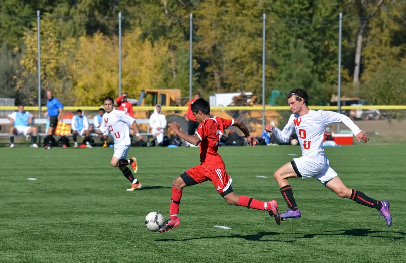 13O_2275 SOU Men's Soccer Club WOU