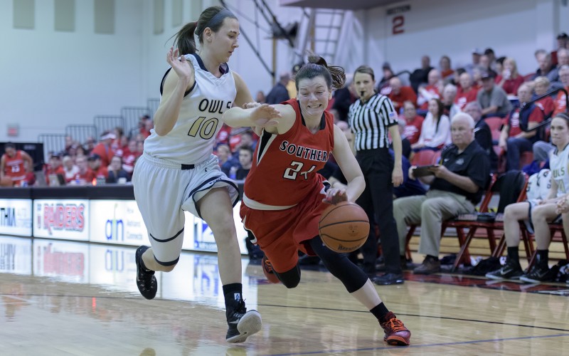 Southern Oregon University basketball Ashley Claussen