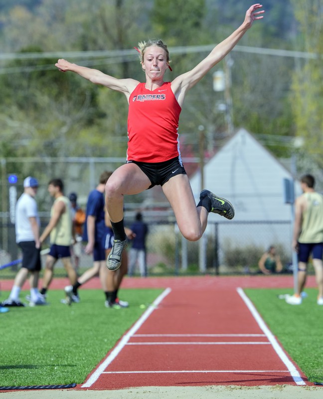 SOU track and field Lauren McGowne