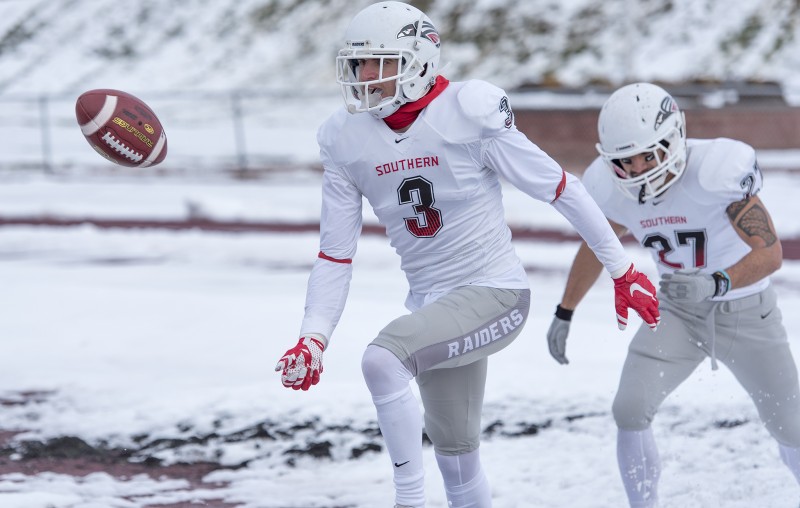 sou football zach davis teran togia