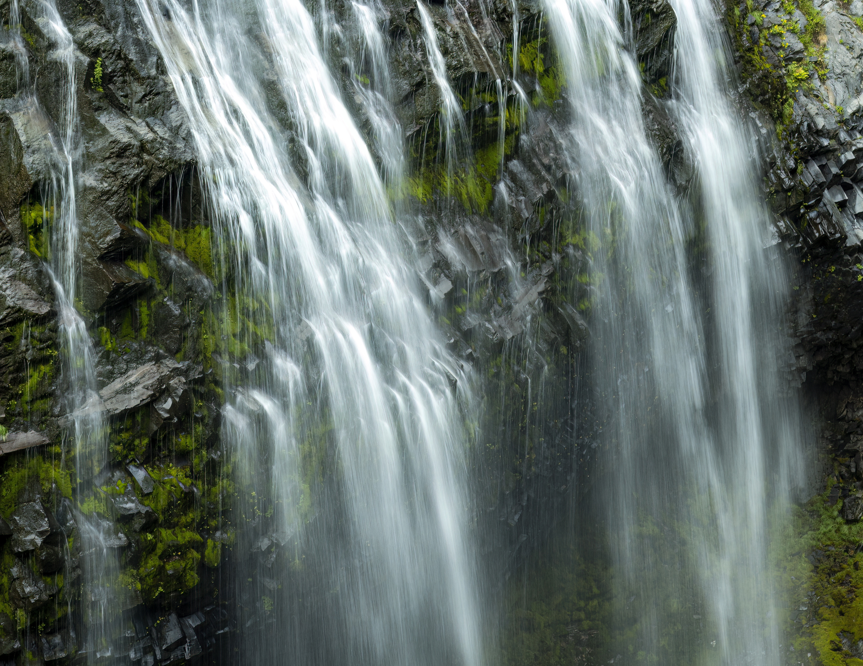 narada falls mount rainier national park-DeNoiseAI-low-light