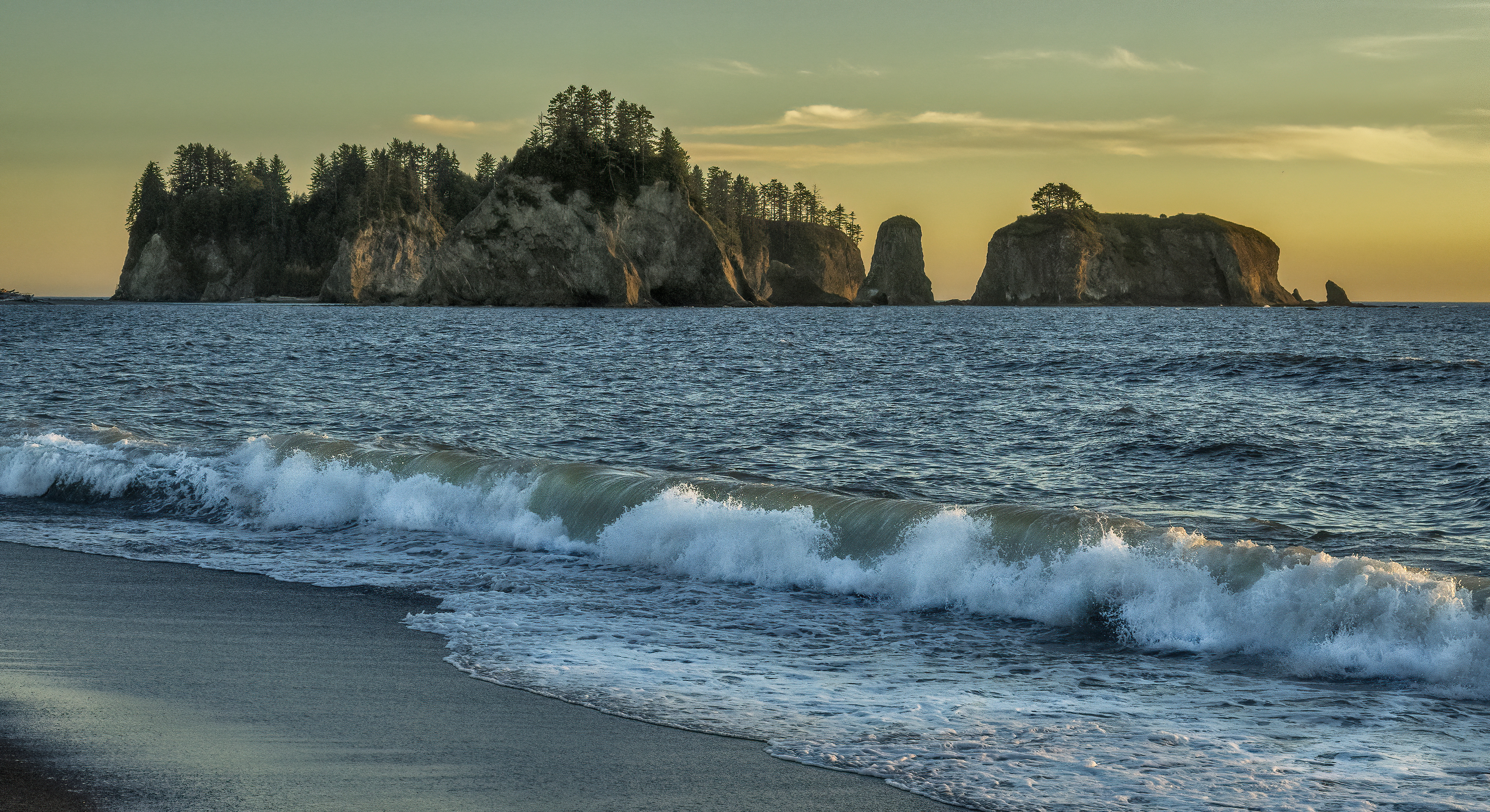 ruby beach olympic national park washington sunset-DeNoiseAI-clear-DeNoiseAI-low-light